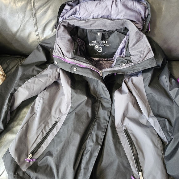 Nice jacket with removable insert and hood. Brand is Radiance - Picture 2 of 6